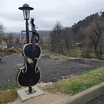 View Deluxe Трявна