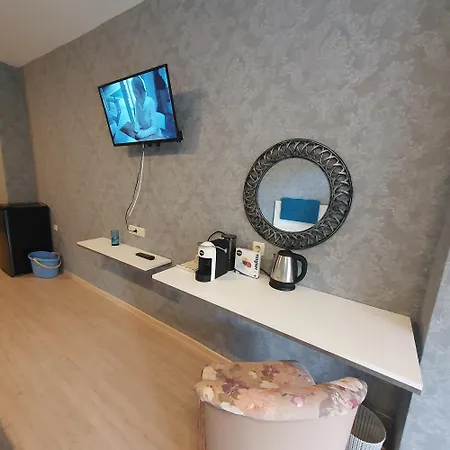 View Deluxe Apartment *