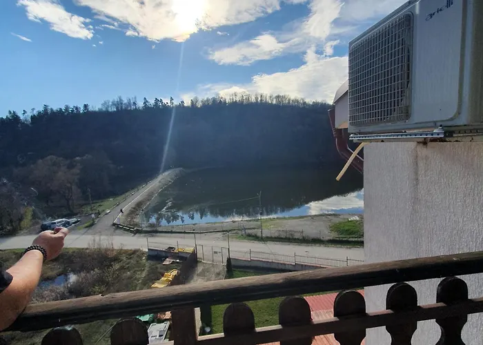 Διαμέρισμα View Deluxe Τριάβνα