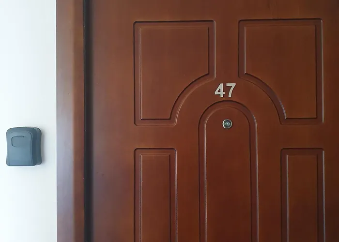 View Deluxe Διαμέρισμα Τριάβνα